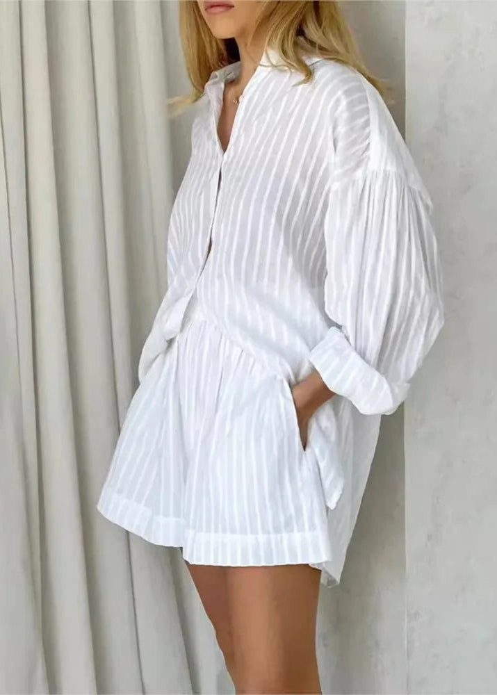 Conjunto Feminino Camisa e Short Listrado
